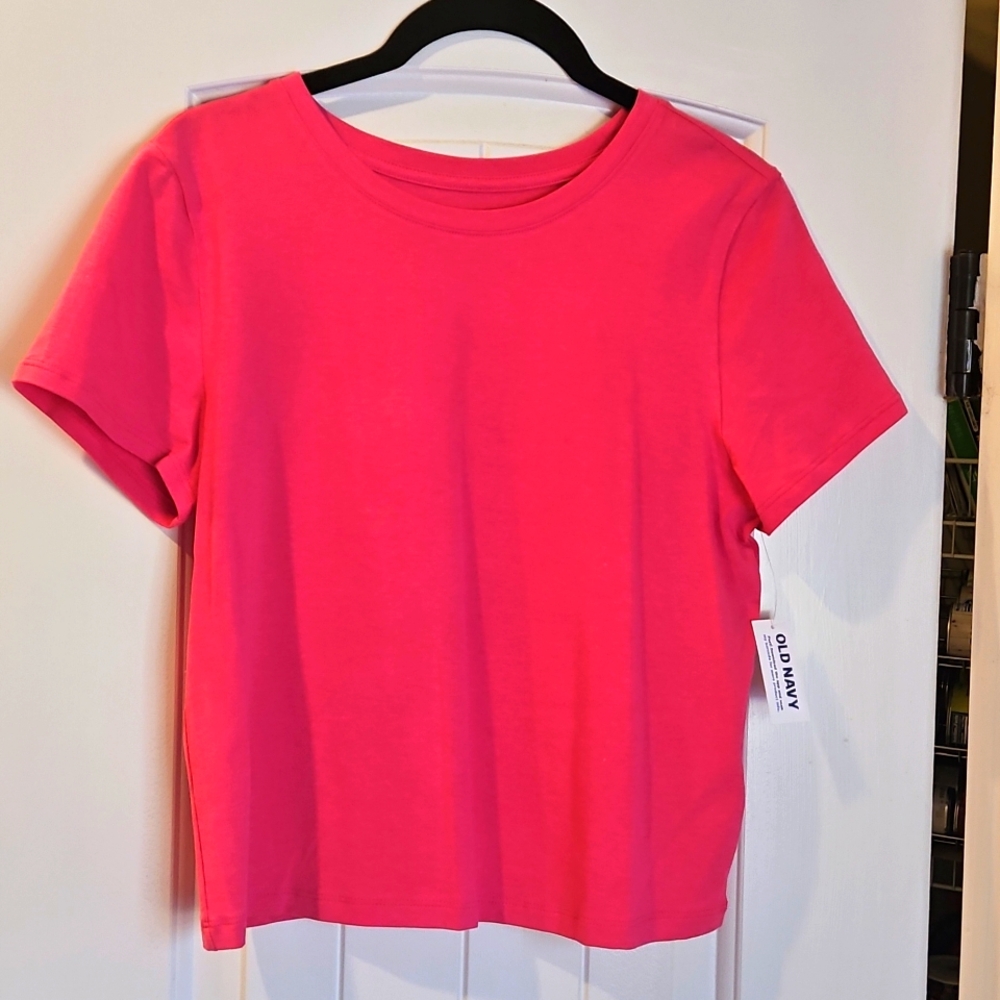 Old Navy Bestee Tee NWT